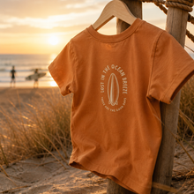 Laden Sie das Bild in den Galerie-Viewer, T-SHIRT "Surfbrett" rost