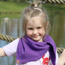 Laden Sie das Bild in den Galerie-Viewer, DREIECKSTUCH MUSSELIN "Lila" (2 GRÖSSEN)