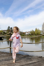 Load image into Gallery viewer, MUSSELIN-HOSE "Rosa Herzen"