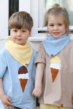 Laden Sie das Bild in den Galerie-Viewer, T-SHIRT "Eis" hellblau