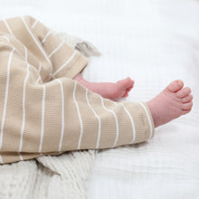 Laden Sie das Bild in den Galerie-Viewer, LEGGINGS RIB &quot;Stripes&quot; beige