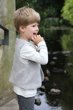 Laden Sie das Bild in den Galerie-Viewer, WESTE &quot;Merinowolle&quot; light grey