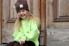 Laden Sie das Bild in den Galerie-Viewer, HOODIE "Lime"