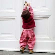 Laden Sie das Bild in den Galerie-Viewer, BOUCLÉ-WESTE "Fuchsia"