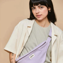 Load image into Gallery viewer, CROSSBODYBAG flieder