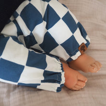 Laden Sie das Bild in den Galerie-Viewer, SWEAT-PANTS "Checks" Blue