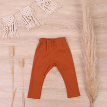 Laden Sie das Bild in den Galerie-Viewer, LEGGINGS RIB &quot;cognac&quot;