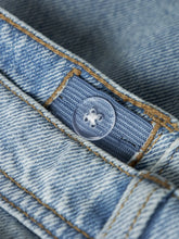 Laden Sie das Bild in den Galerie-Viewer, SKATER JEANS "Light Blue Denim" MALE