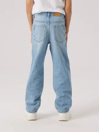 LOOSE JEANS 