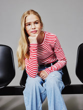 Laden Sie das Bild in den Galerie-Viewer, LONGSLEEVE &quot;Stripes&quot; FEMALE