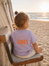 Load image into Gallery viewer, T-SHIRT "Good Vibes only" flieder