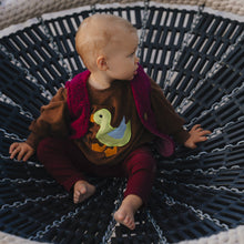 Laden Sie das Bild in den Galerie-Viewer, FROTTEE SWEATER "Ente" Cacao